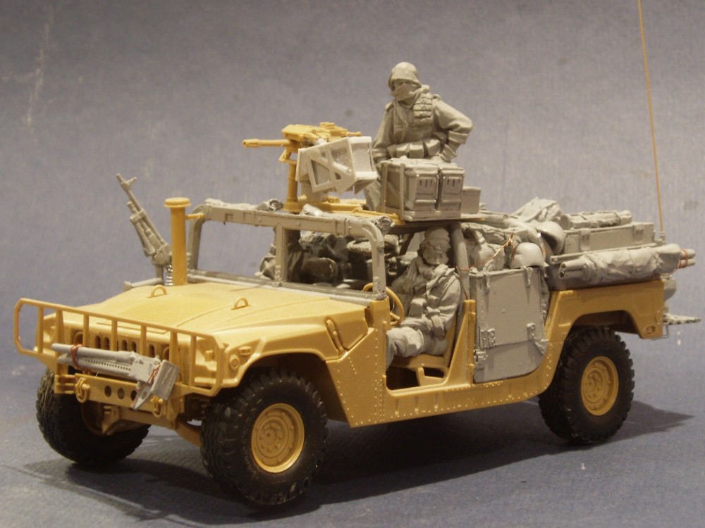 1/35 Humvee Special Forces Crew and Loads of Gear (3 Resin Figures)