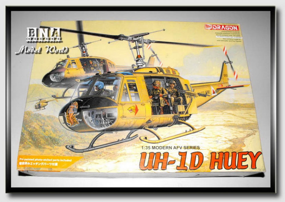 1/35 UH-1D Huey Helicopter