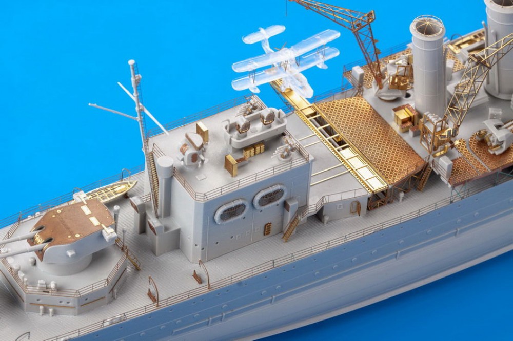 1/350 HMS Cornwall County-class Heavy Cruiser Detail set for Trumpeter kits