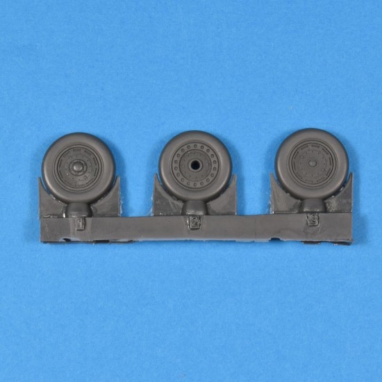 1/48 Lockheed SR-71 Blackbird Wheels for Revell kits