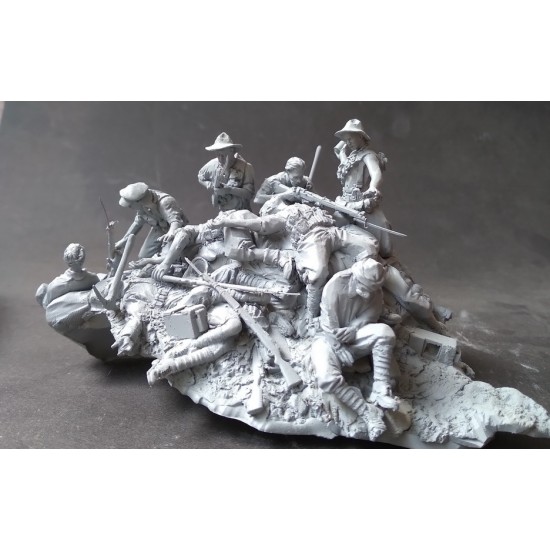 54mm Scale WWI Battle of Chunuk Bair, Gallipoli Campaign (6 figures w/base & accessories)