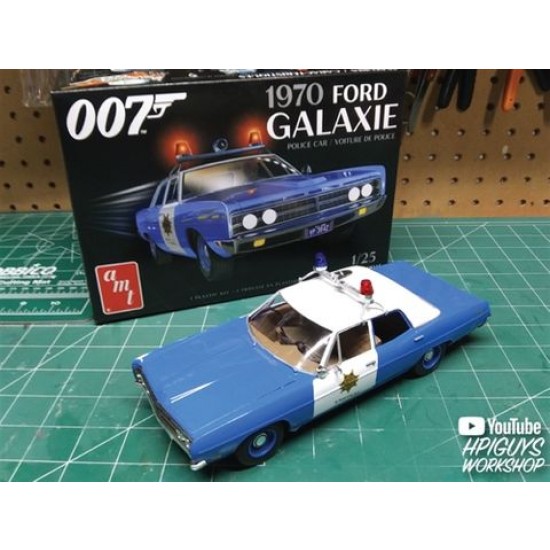 1/25 James Bond 1970 Ford Galaxie Police Car