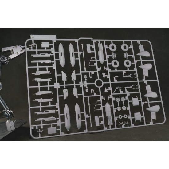 1/35 Junkers Ju87 G1/G2 Stuka Dive-bomber and Ground-attack Aircraft