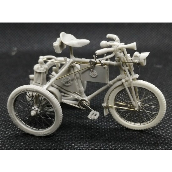 1/35 De Dion-Bouton Tricycle w/Figure