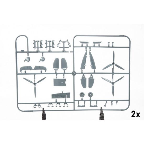 1/48 Spitfire Story Southern Star Dual Combo: WWII British Supermarine Spitfire Mk.Vb Vc [Limited Edition]