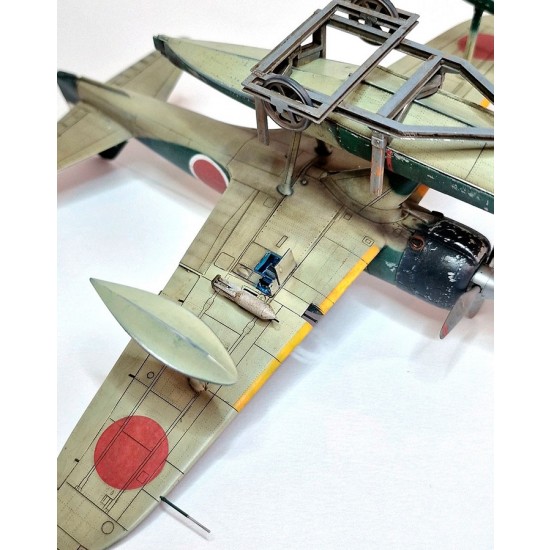 1/48 Rufe Dual Combo - WWII IJN Nakajima A6M2-N [Limited Edition]