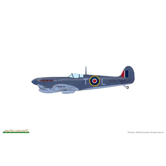 1/48 Spitfire Story: Malta Dual Combo - Mk.Vb & Vc [Limited Edition]