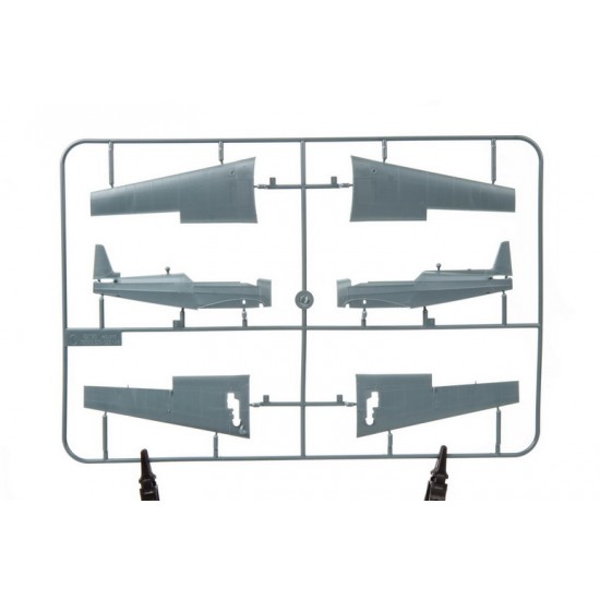 1/48 Czechoslovak Z-326/C-305 Trener Master [ProfiPACK]