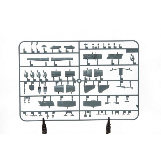 1/48 Czechoslovak Z-326/C-305 Trener Master [ProfiPACK]