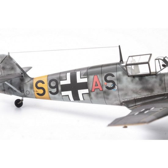 1/48 Messerschmitt Bf 109E-7 [Weekend Edition]