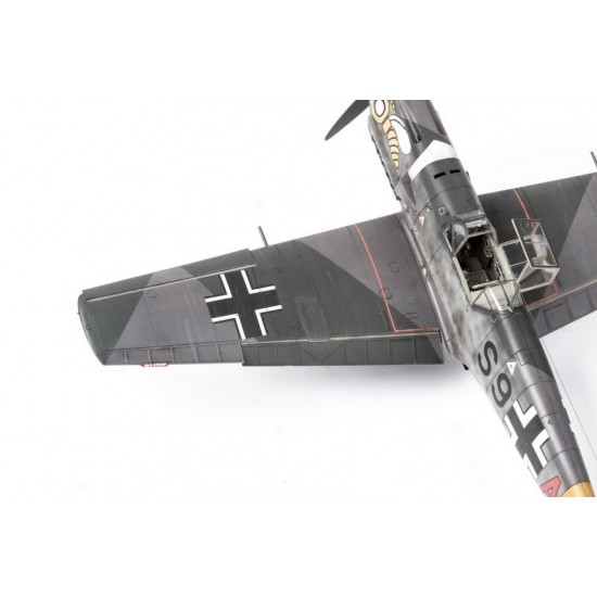 1/48 Messerschmitt Bf 109E-7 [Weekend Edition]