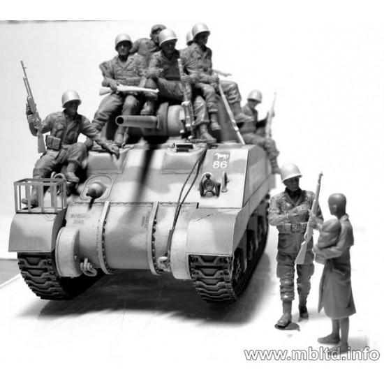 1/35 The 101st Light Company US Paratroopers & British Tankman in France 1944 (9 Figures)