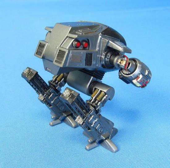 1/35 Fighting Robot D-209