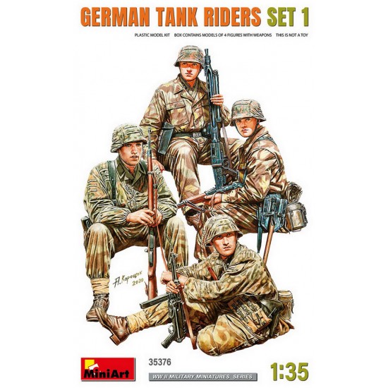 1/35 German Tank Riders Set #1 (4 figures w/weapons)