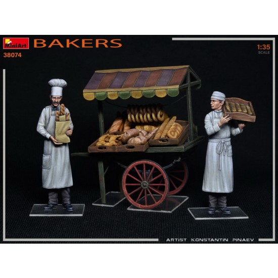 1/35 Bakers: 2 Figures, Wooden Crates w/Bakery Products