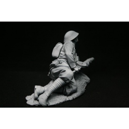 120mm Scale WWI Lewis Gunner