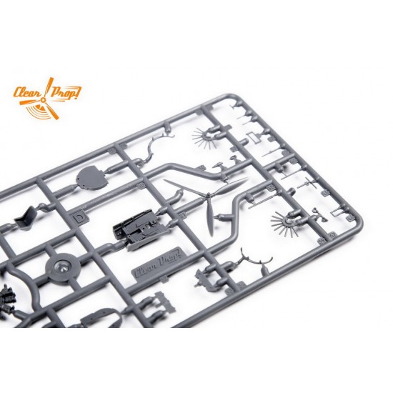 1/72 A5M2b Claude (early version) [Starter kit]