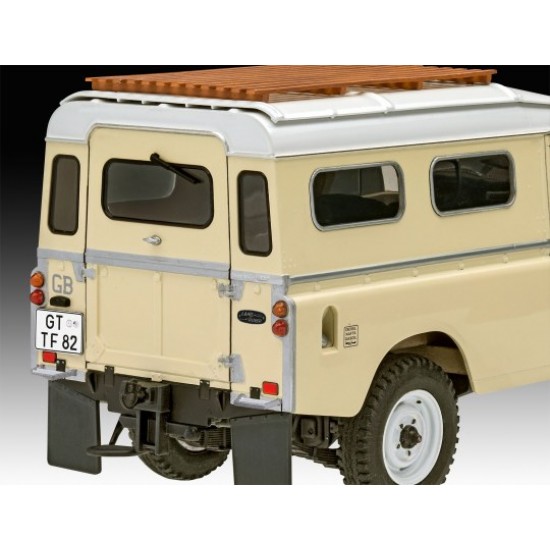 1/24 Land Rover Series III LWB Commercial