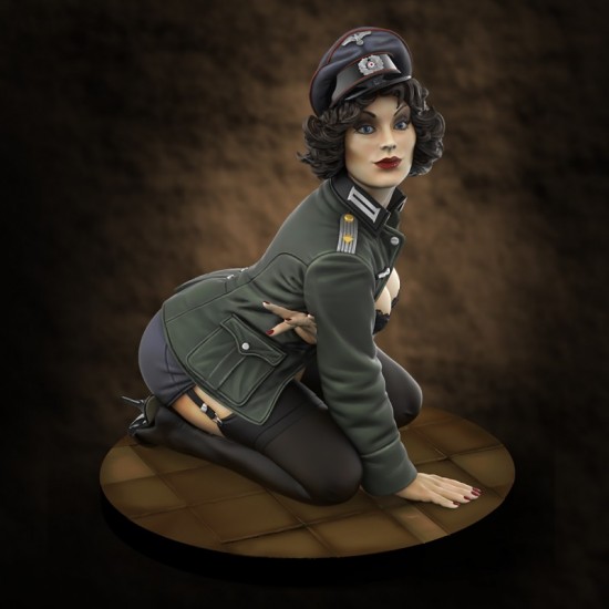 1/35 German Pin-up Officer