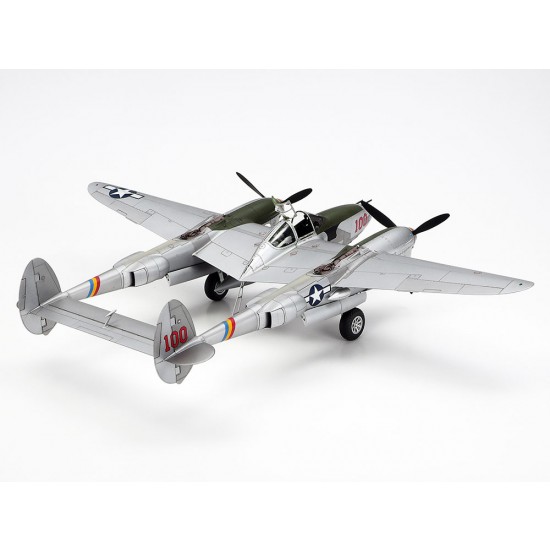 1/48 Lockheed P-38J Lightning