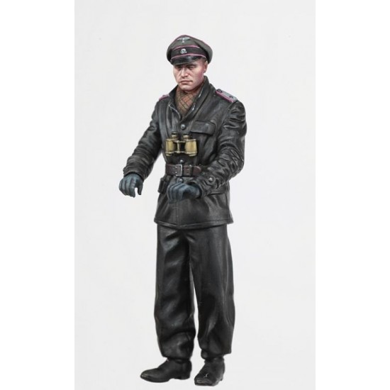 1/35 WWII Waffen SS Panzer Commander (with optional heagear)