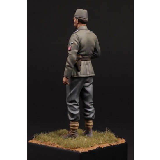 1/35 WWII Waffen SS Soldier Division Handschar #1