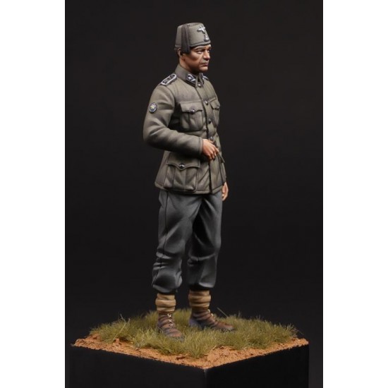 1/35 WWII Waffen SS Soldier Division Handschar #1