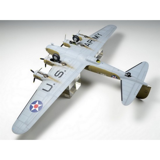 1/72 Boeing B-17C Flying Fortress [Premium Edition]