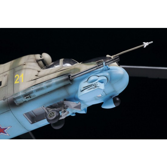 1/48 Soviet MIL Mi-24P Hind F Attack Helicopter