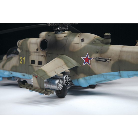 1/48 Soviet MIL Mi-24P Hind F Attack Helicopter