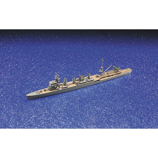 1/700 Imperial Japanese Navy (IJN) Light Cruiser Jintsu 1942 (Waterline)