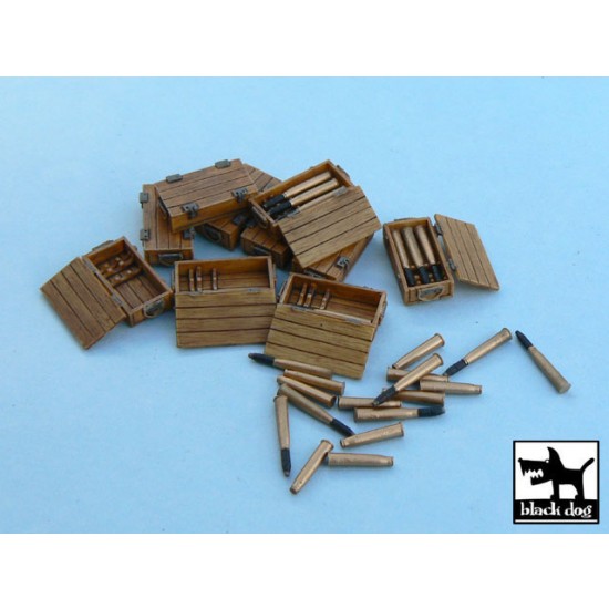 1/48 German Panzer IV Ammo Boxes (10 boxes + ammo)