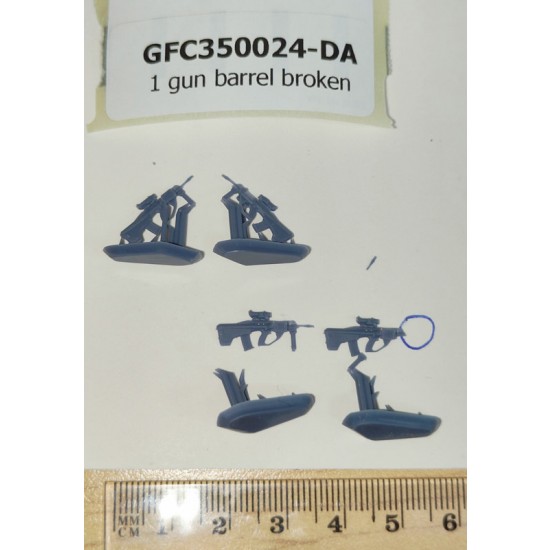 1/35 EF88C Austeyr w/F2 SpectreDR Sight & LAIRD Laser (3pcs)