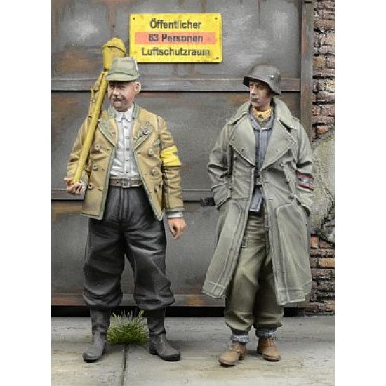 1/35 "The Last Order" Volkssturm Vol.2 in Germany 1945 (2 figures)