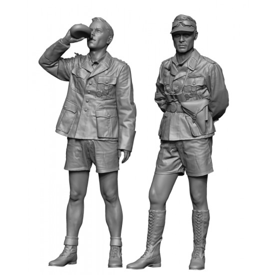 1/48 WWII German Dak Officer set (2 figures)