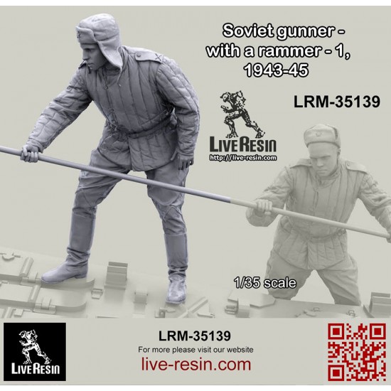 1/35 Soviet Gunner - with A Rammer #1