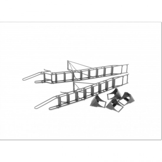 1/48 Sukhoi Su-27UB Ladder Late & Chocks set