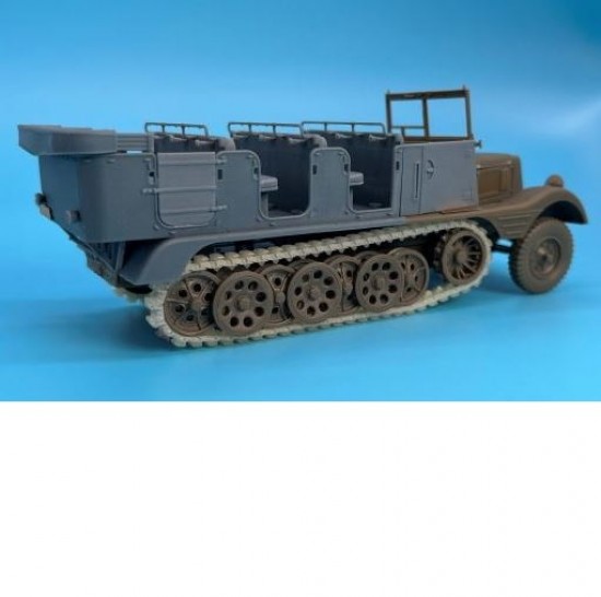 1/35 SdKfz.11 Mannschaftaufbau Conversion set for AFV Club kits