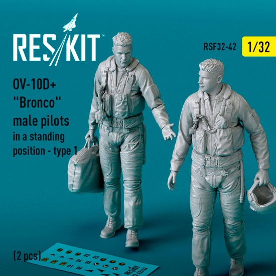 1/32 OV-10D+ Bronco Male Pilots In A Standing Position - Type 1 (2 figures)