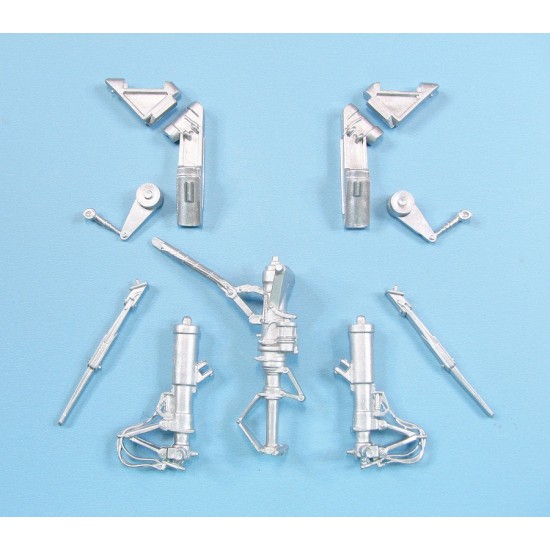 1/32 Panavia Tornado Landing Gear for Revell kits (white metal)