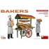 1/35 Bakers: 2 Figures, Wooden Crates w/Bakery Products