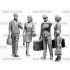 1/35 Chernobyl #5. Evacuation (4 adults, 1 child and luggage)