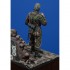 1/35 WWII German SS Soldier Eating (with Base)