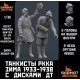 1/35 Soviet Tankmen with DT-29 Drum Magazines, Winter 1933-1938 (2 figures)